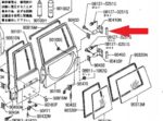 OSŁONA ZAWIASU TYLNYCH DRZWI TYŁ NISSAN PATROL Y60 4X4 - obrazek 6