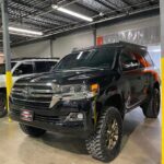 ZAWIESZENIE DOBINSONS TOYOTA LAND CRUISER J200 LEXUS LX570 LIFT +2" ZESTAW - obrazek 10